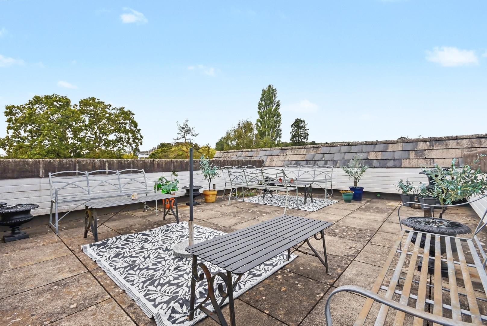 10 Cwrt Newydd, Elm Grove Road, Dinas Powys, CF64 4BD